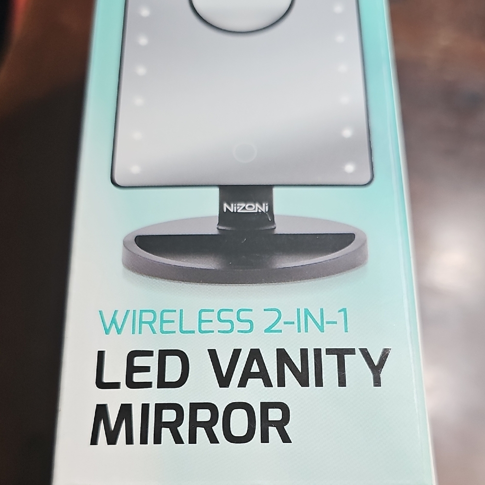 Nizoni Wireless LED Vanity Mirror - Picture 4 of 7